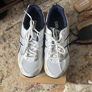 Asics White and Blue Athletic Shoes for Performance